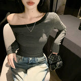 Anokhinaliza Vintage Skew Collar Strapless Sexy Long-sleeved T-shirt Women 2024 Autumn New Streetwear Contrast Color Striped Casual Crop Tops