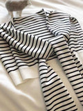 Anokhinaliza Striped Contrast Knit Wrap